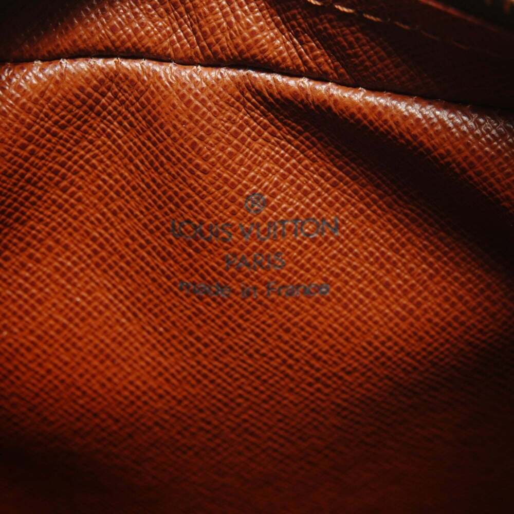 LOUIS VUITTON Brown Monogram Shoulder Bag - Picture 9 of 11